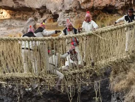 Puente Inka Q´eswachaka Puente Inka Q´eswachaka